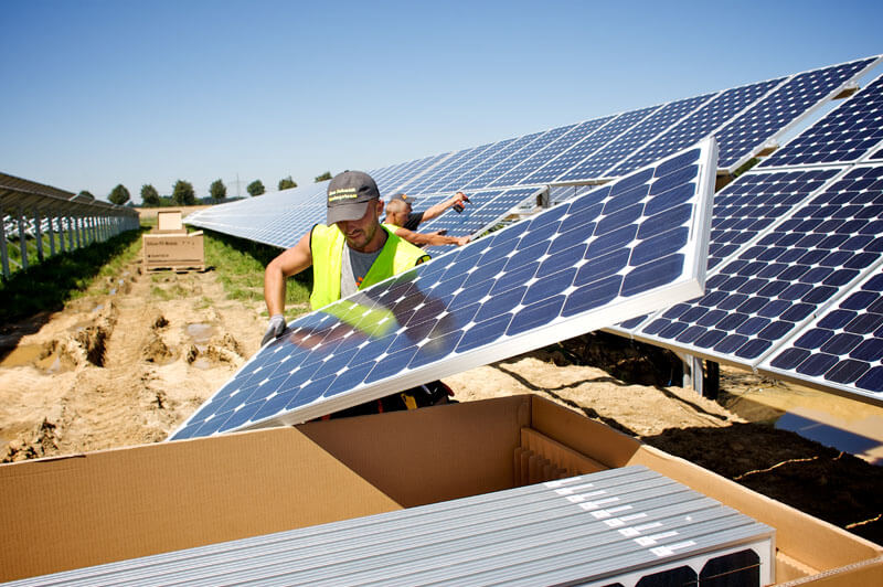 Read more about the article In A World Powered By Fossil Fuels, Can Renewables Replace Them?