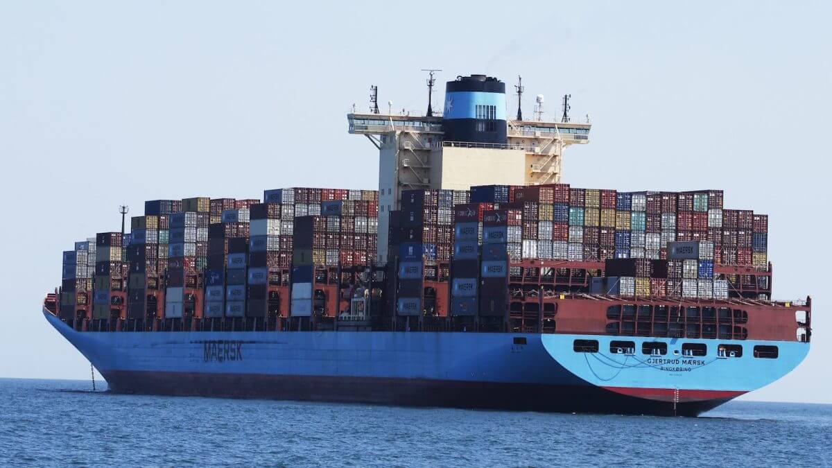 Read more about the article Is There a Way to Fuel Cargo Ships More Sustainably?