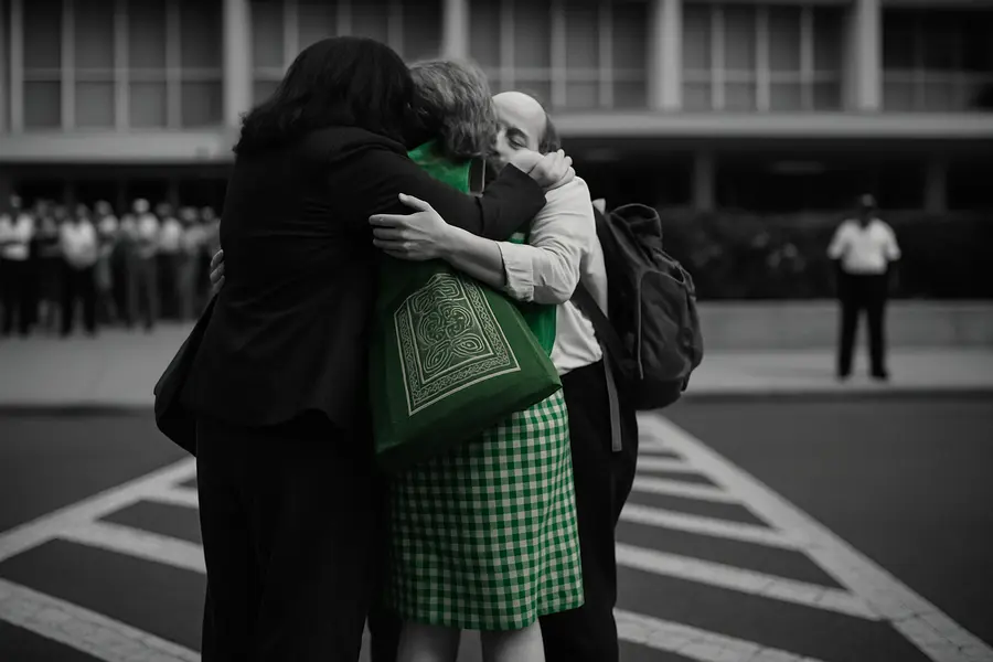 fileName-u-s-jobless-claims-drop-to-three-year-low-as-labor-market-stabilizes-1764869220889