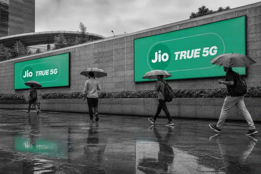 Jio IPO 2023 illustration