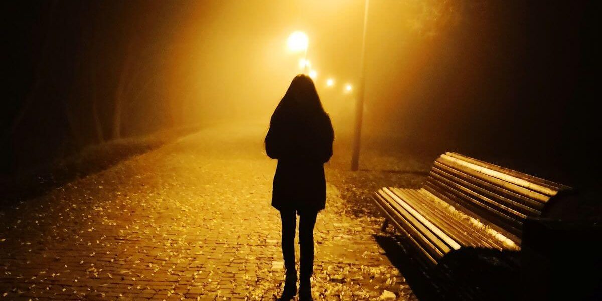 0_woman-girl-walking-alone-at-night