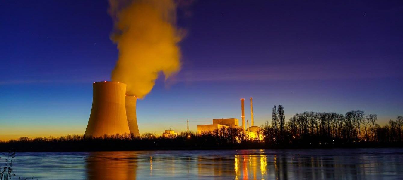 Boot-Nuclear-power-plant-near-the-Rhine.-©-Pixabay