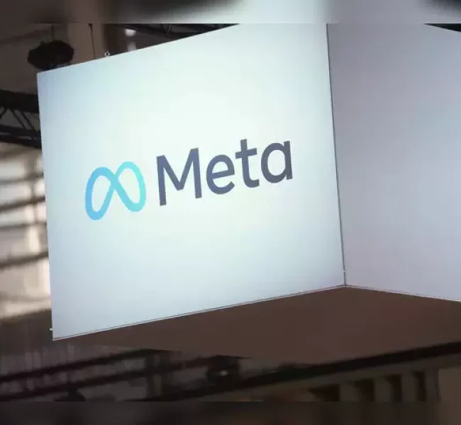 bloomberg-reports-that-meta-will-lay-off-5-of-staff