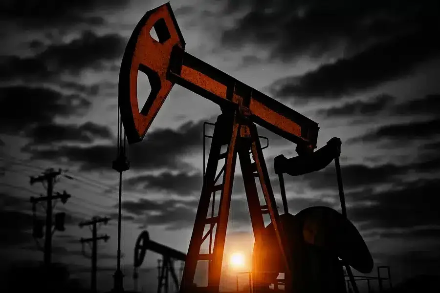 fileName-opec-set-to-approve-modest-oil-output-increase-of-137-000-barrels-daily-1762092110964